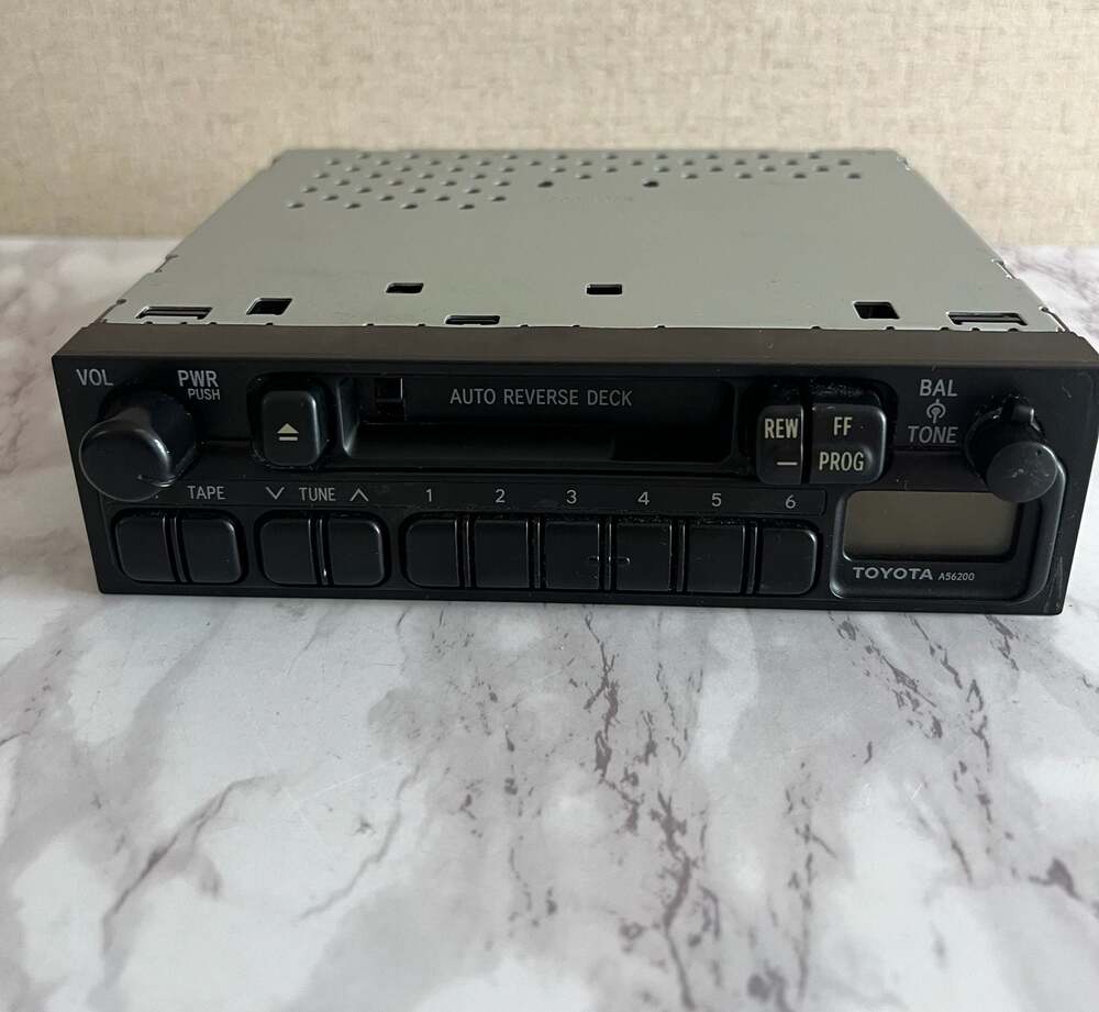 VTG 1997-2002 Toyota OEM AM/FM Radio Cassette Player 86120-04080 A56200